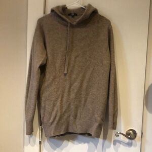 Uniqlo Tan Sweater Soft Knit Pullover